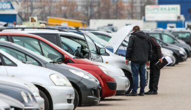 Kokia rida yra „aukso vidurys“ perkant naudotą automobilį – eksperto patarimai