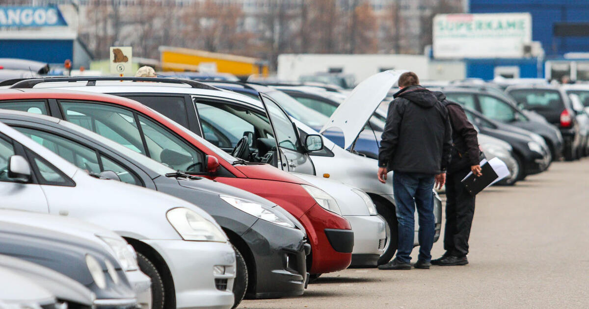 Kokia rida yra „aukso vidurys“ perkant naudotą automobilį – eksperto patarimai