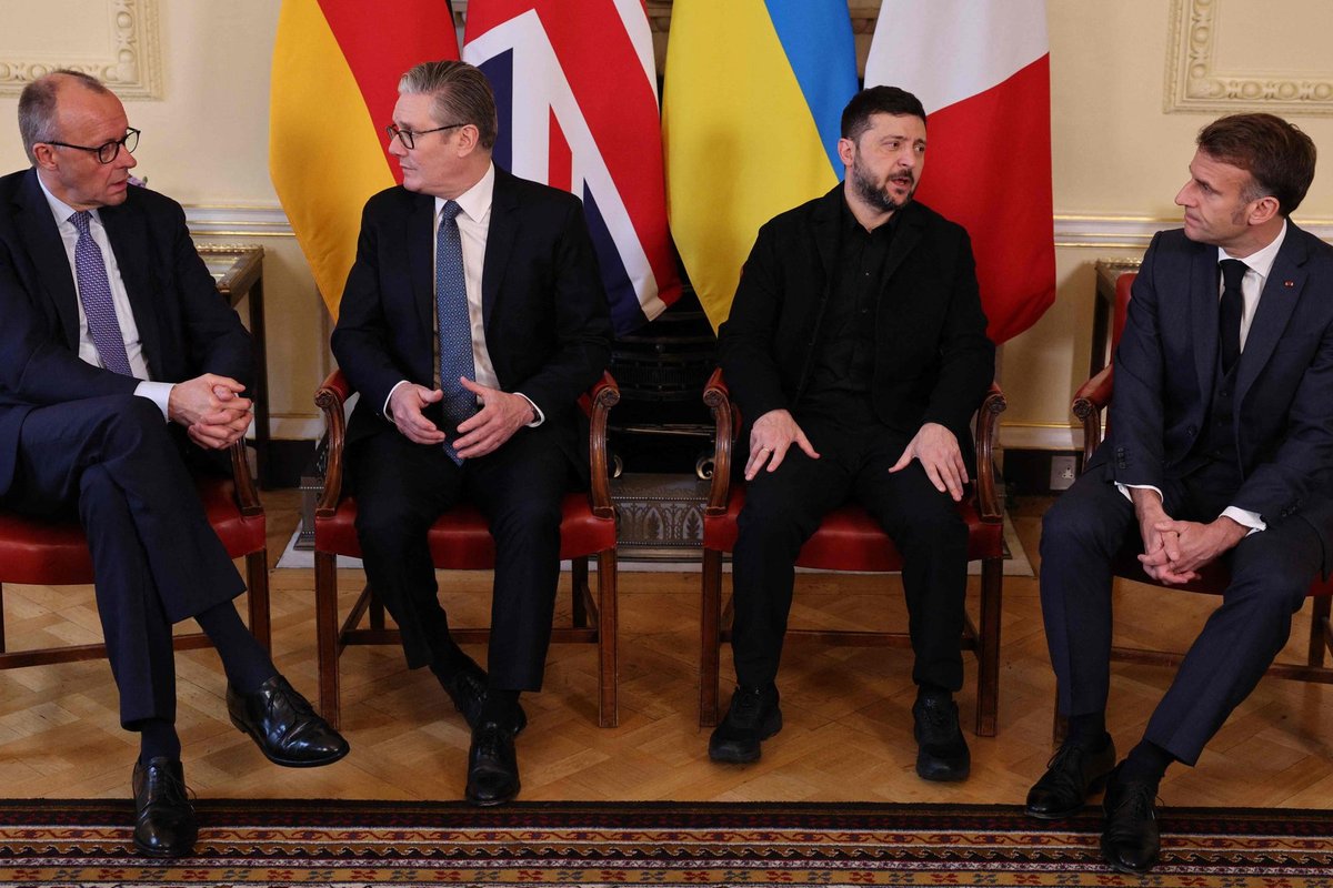 Karas Ukrainoje. Šaltinis: taikos derybose – vienas itin problemiškas klausimas - Delfi