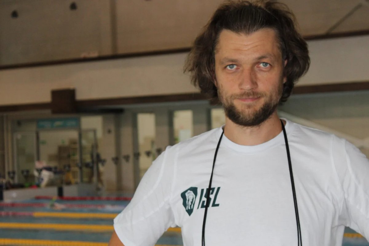 Sulaukęs kaltinimų traukiasi Lietuvos plaukimo rinktinės treneris