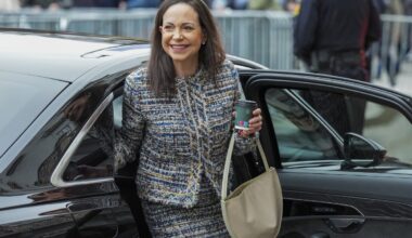 Nobelio premijos laureatė Machado per pabėgimą iš Venesuelos patyrė stuburo traumą