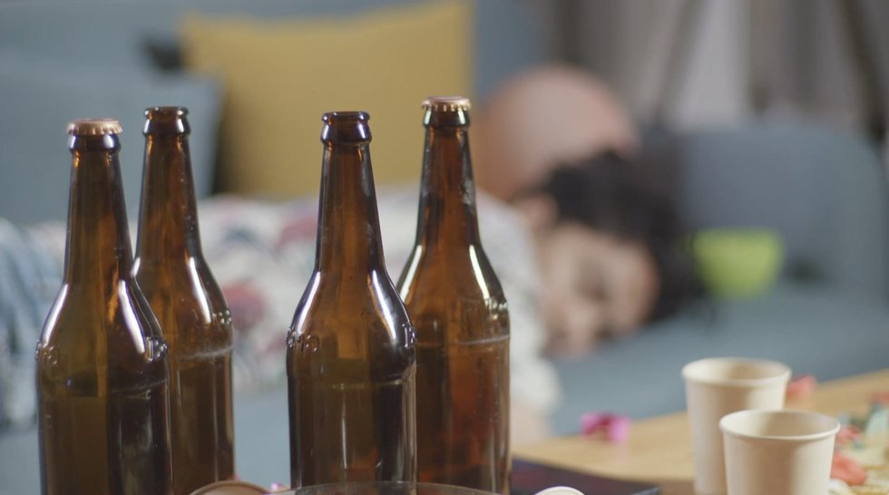 Alkoholis (nuotr. stop kadras)