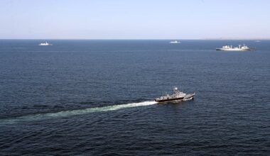 Taivanas: Kinija „karinėms operacijoms“ dislokavo karo laivus