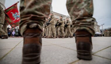 Paskelbus ekstremaliąją situaciją, Seimas svarstys suteikti specialias teises kariams