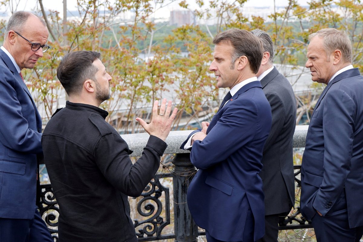 Europos lyderiai per privatų pokalbį įspėjo Zelenskį