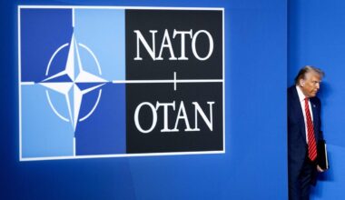 Respublikonas pateikė JAV išstojimo iš NATO įstatymo projektą