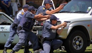 Pietų Afrikos Respublikoje per šaudynes netoli Johanesburgo žuvo mažiausiai devyni žmonės