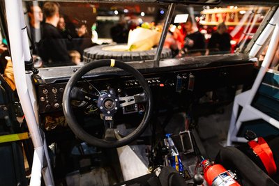 Defender bolidas, kuriuo Dakaro ralyje važiuos Karolis Raišys