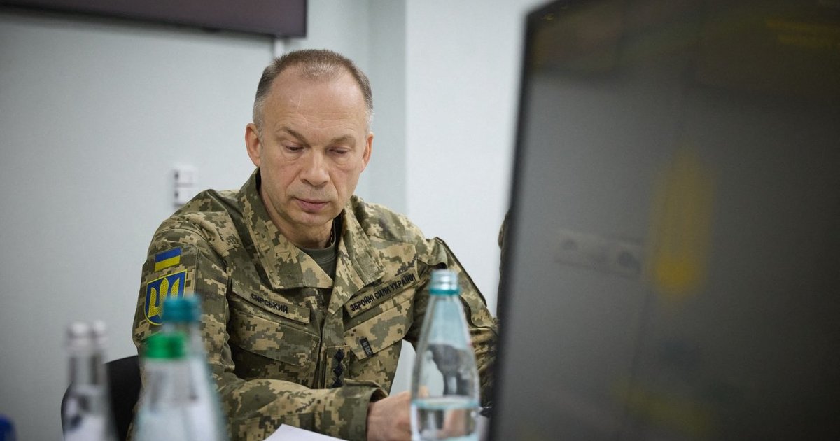 Syrskis: rusai į Pokrovsko-Myrnohrado aglomeraciją perkelia papildomus rezervus