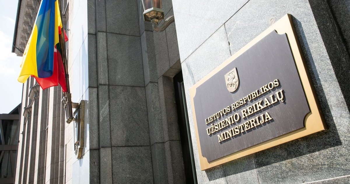 Lietuva įteikė Baltarusijai notą dėl hibridinių išpuolių ir vežėjų