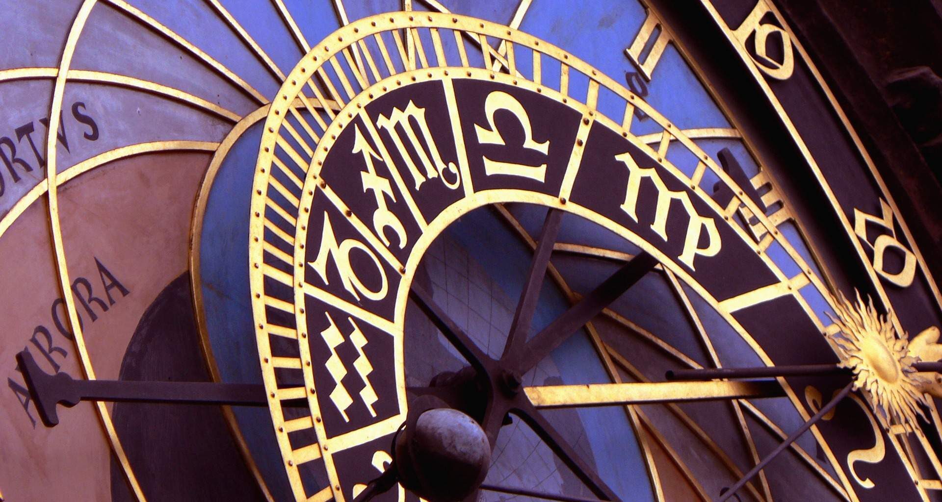 Sekmadienio horoskopas (gruodžio 14 d.): vienas Zodiako ženklas turėtų neskubėti keisti išvaizdos - MadeinVilnius.lt