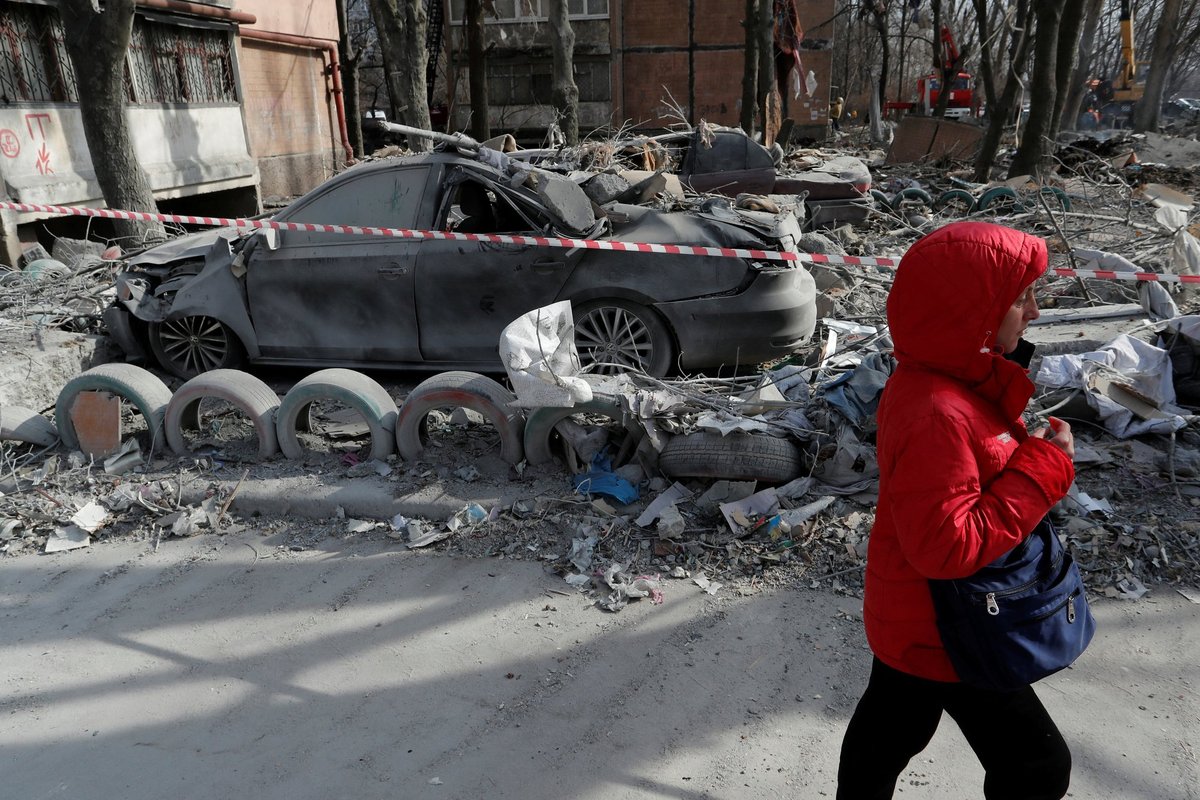 Rusija ketina Donbase pasipelnyti iš karo griuvėsių