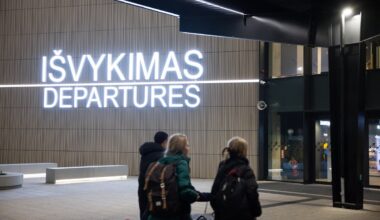 Dėl hibridinės atakos Lietuvos oro uostai patyrė 200 tūkst. eurų nuostolių