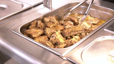 Maistas mokyklos valgykloje