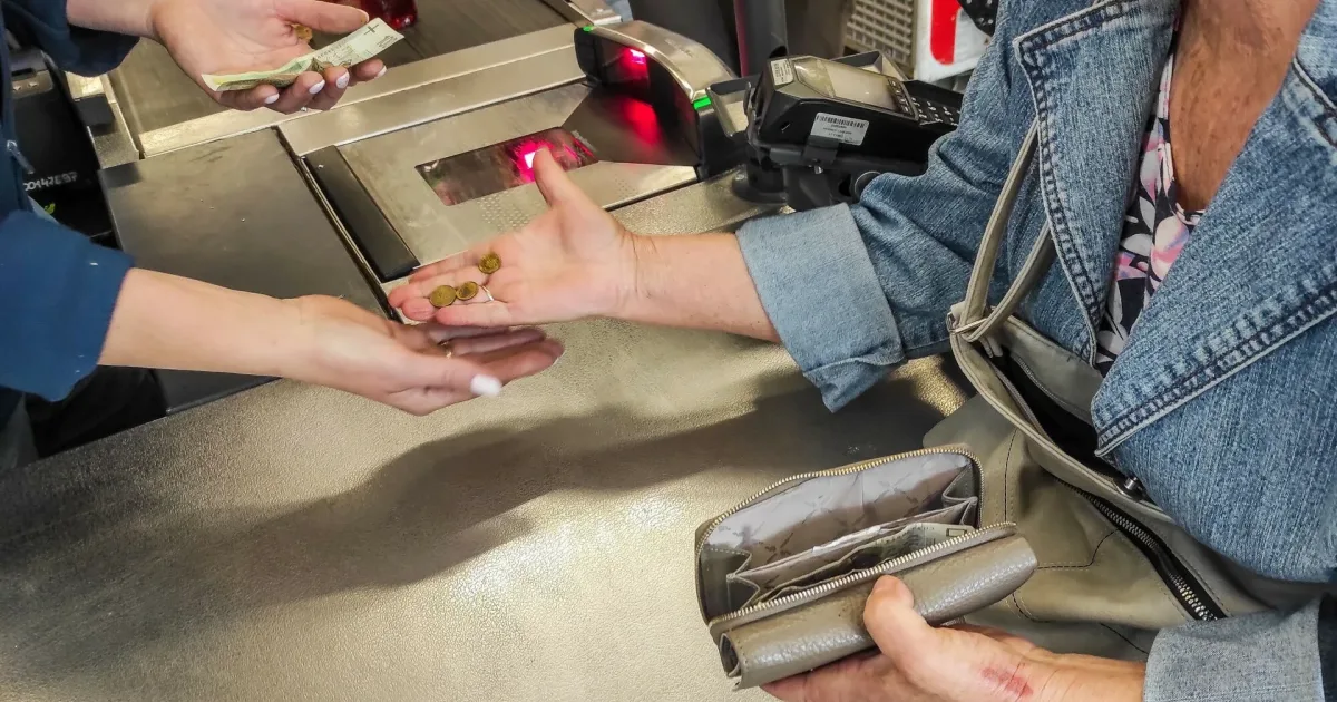 Ar kainų augimas po euro įvedimo yra tik mitas? Atskleidė, kas iš tikrųjų lemia gerokai išaugusias kainas