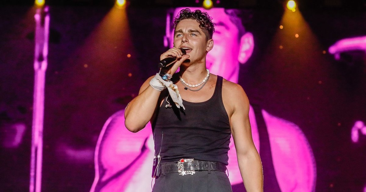 Donatui Montvydui ant scenos nuskuto plaukus plikai: pamatykite, kaip atrodo