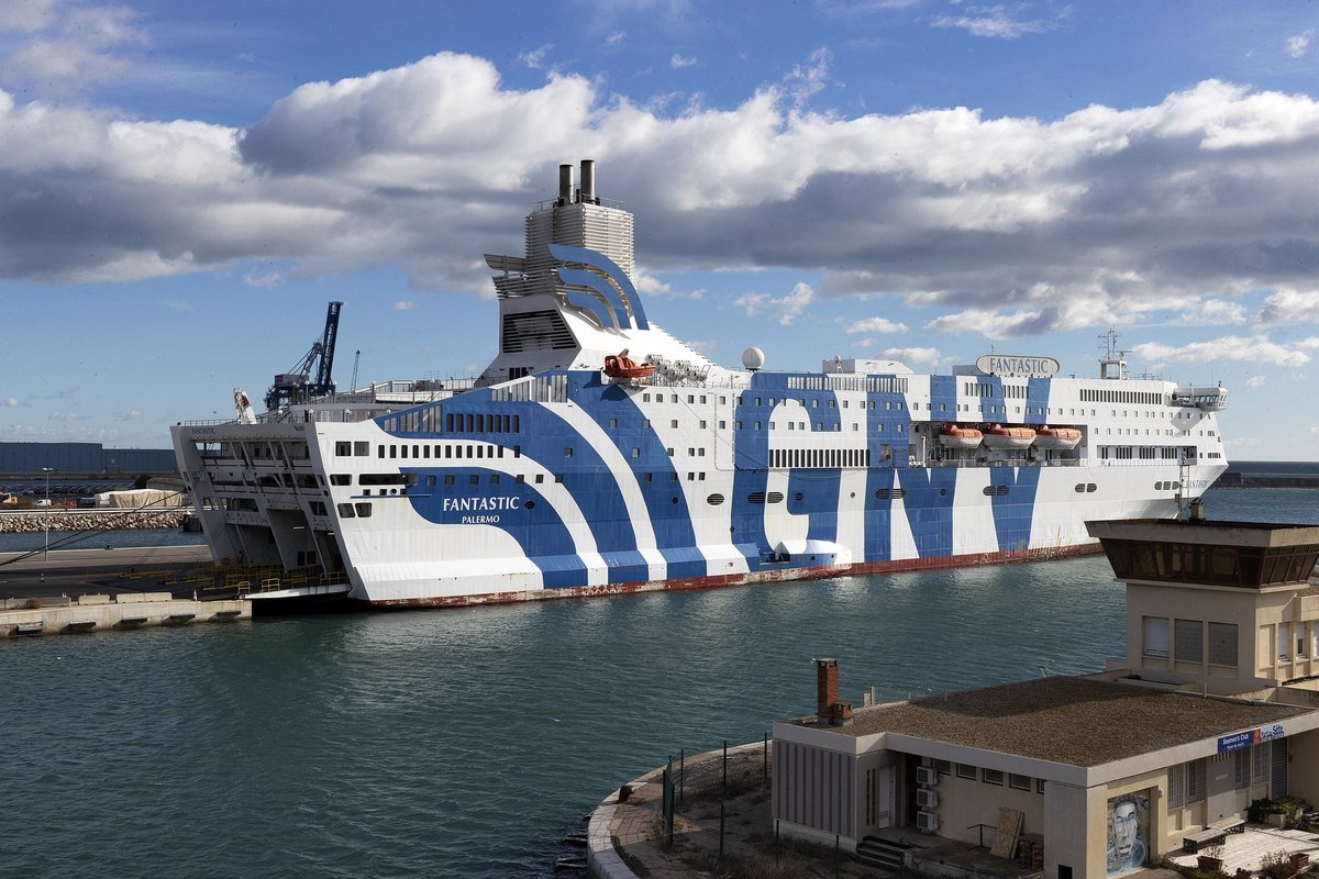 Prancūzija tiria galimą užsienio kišimąsi, suimtas Latvijos pilietis