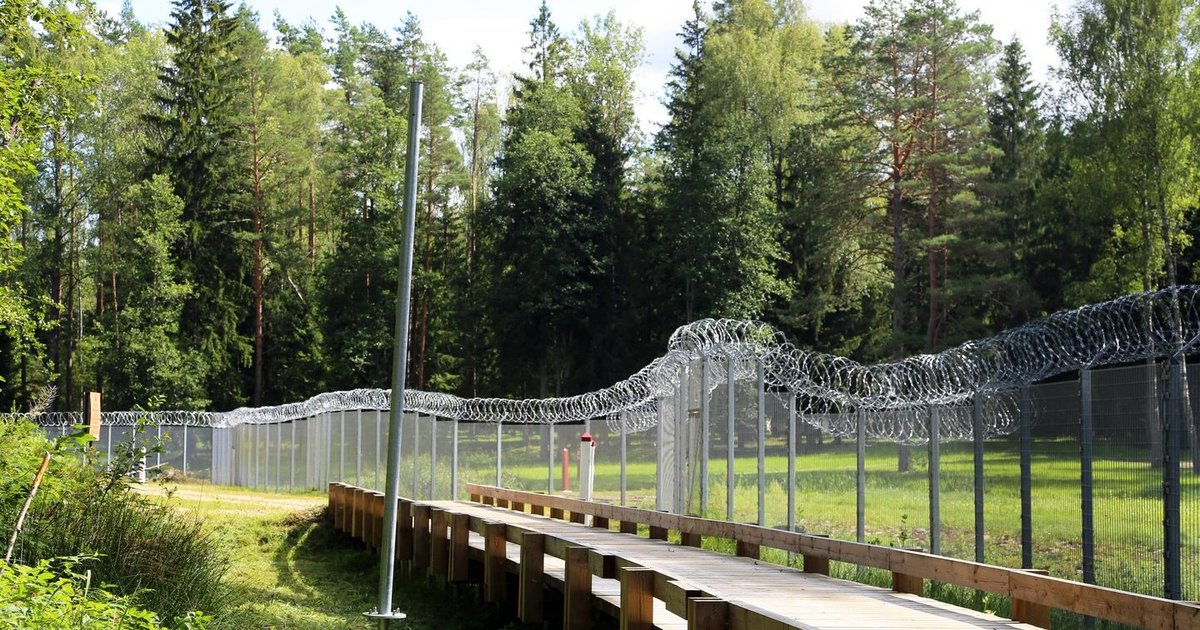 Užbaigta tvoros Latvijos ir Rusijos pasienyje statyba
