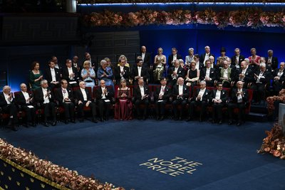 Stokholme įteikti Nobelio premijų medaliai ir diplomai