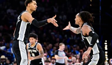 „Spurs“ trečią kartą iš eilės pranoko NBA čempionus