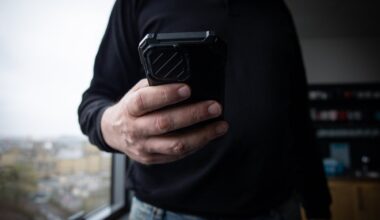 Sukčiai iš trijų sostinės gyventojų pasisavino beveik 24 tūkst. eurų