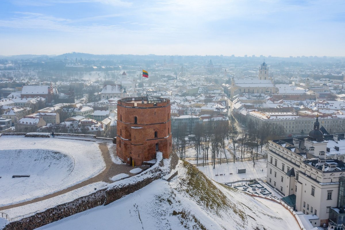 Sausio 1 d. Gedimino bokšte bus iškelta valstybės vėliava