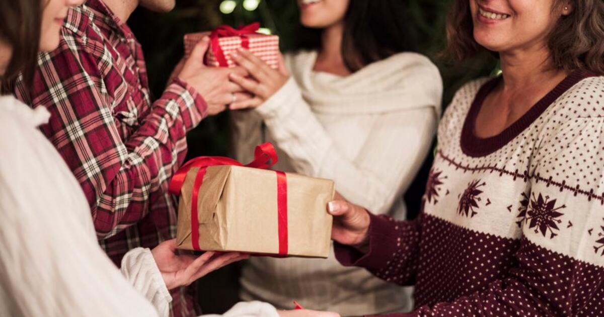 Astrologė įvardijo 3 Zodiako ženklus, kurie nemėgsta dovanoti dovanų