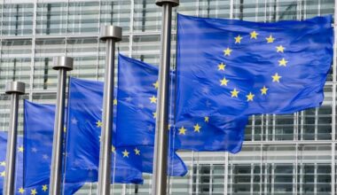 „Google“ ir vėl turi rimtų problemų Europos Sąjungoje: ar dirbtinis intelektas vagia turinį ir slopina konkurentus?