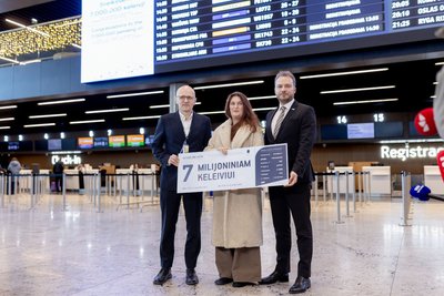  Lietuvos oro uostai užfiksavo visų laikų keleivių rekordą ir pasveikino keleivį, kuris šiemet - septynimilijonasis