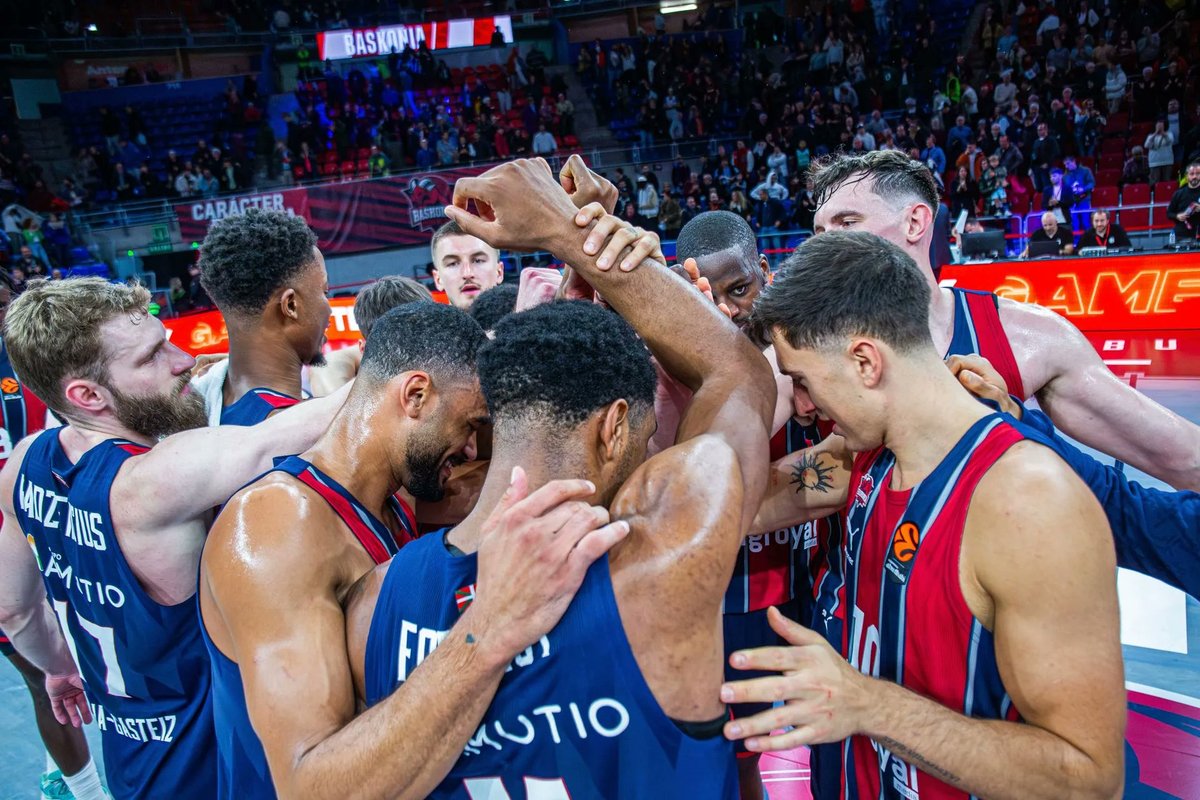 Radzevičius itin sėkmingai kovojo dėl kamuolių, Lekavičius laimėjo prieš Kulboką