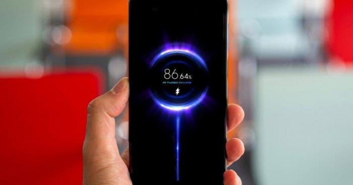 Pamiršk lėtą belaidį krovimą: „Samsung“ ruošia galingą programinės įrangos atnaujinimą „Galaxy“ įrenginiams