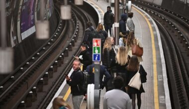 Prancūzijoje sulaikytas įtariamasis, Paryžiaus metro sužalojęs tris moteris