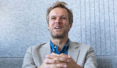 Trumpam į Lietuvą grįžęs Landsbergis papasakojo, kuo užsiima ir kur gyvena