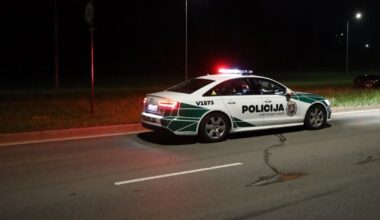 „Man buvo suleisti vaistai“ – girtutėlis vyras Kaune rėžėsi į kitą automobilį, o pasiaiškinimas pribloškia