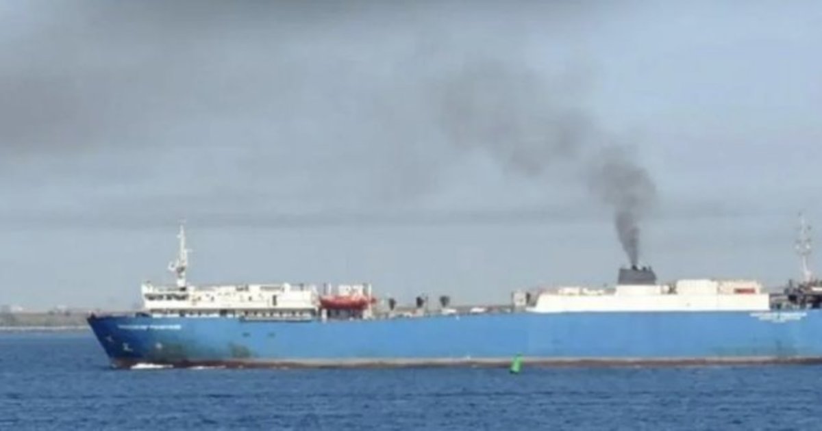 Karas Ukrainoje. Ukrainiečių smūgis: sunaikino 2 ginkluotę gabenusius Rusijos laivus