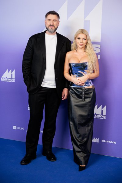 M1 muzikos apdovanojimų mėlynasis kilimas