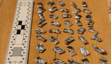 8 kartus teistas vyras vėl sės į teisiamųjų suolą: suleido fentanilio paauglei