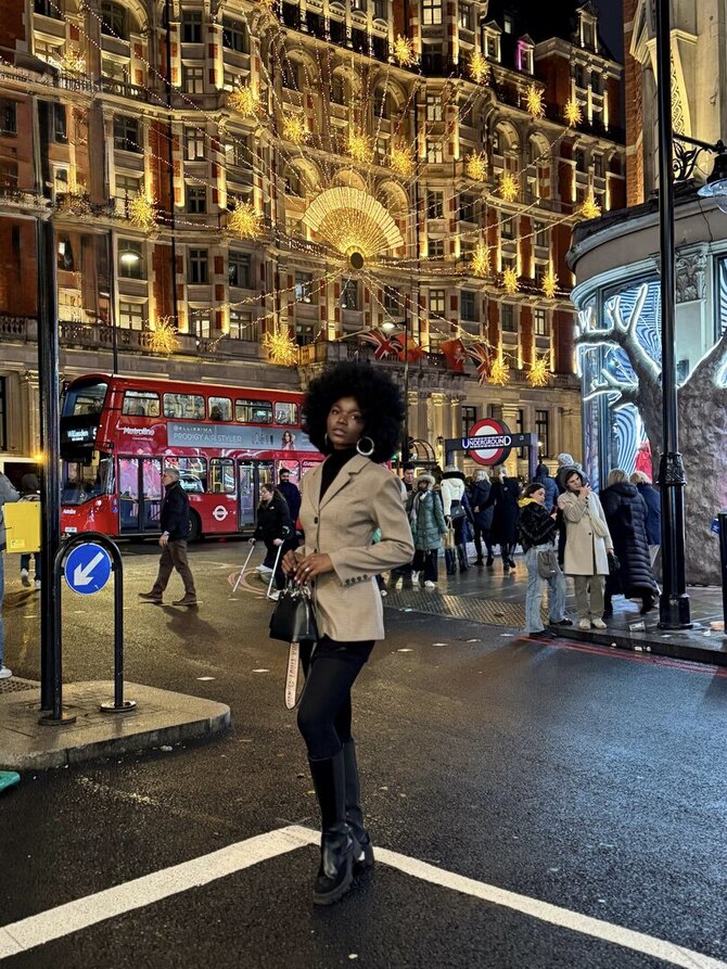 Asm. albumo nuotr. /Tolani Enwereji