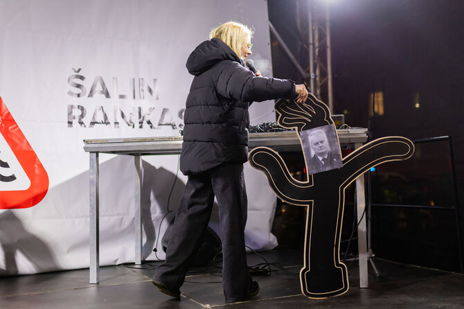 Patricija Adamovič / BNS/Ketvirtadienio protestas „Šalin rankas nuo laisvo žodžio!“