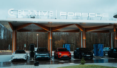 Automagistralėje A1 atidarytas naujas parkas elektromobiliams „Eldrive Porsche Charging Hub“ | Verslas