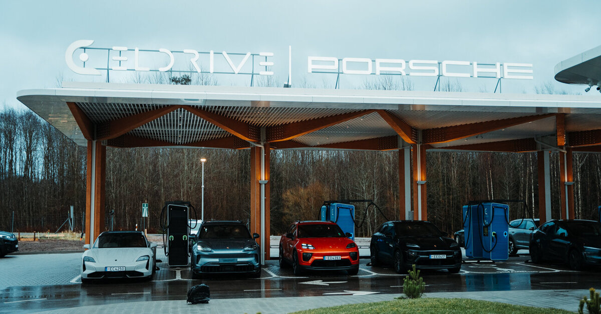 Automagistralėje A1 atidarytas naujas parkas elektromobiliams „Eldrive Porsche Charging Hub“ | Verslas