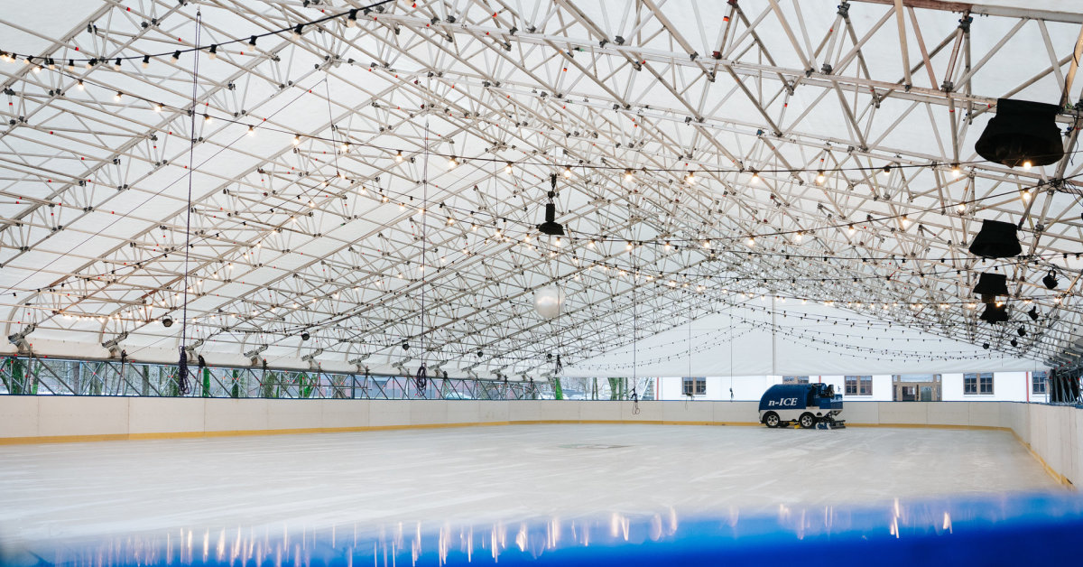 Kalėdos Šilutėje – ant didžiausios ledo čiuožyklos Vakarų Lietuvoje | Gyvenimas