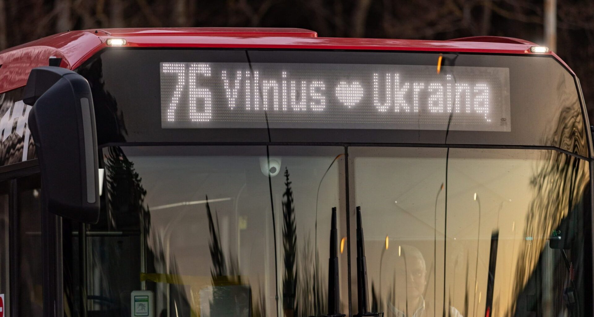 Vilnius tęs pagalbą: ukrainiečiams – nemokamas transportas ir nauji bilietai
