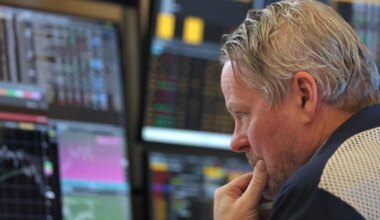 Pasaulio biržos: investuotojai trypčioja laukdami J. Powello pasisakymo - vz.lt