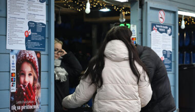 Kalėdinis ledas paliko ant ledo: liko basa