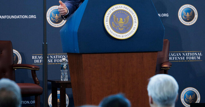 Kilus skandalams, Pentagono vadovas patiria vis didesnį spaudimą