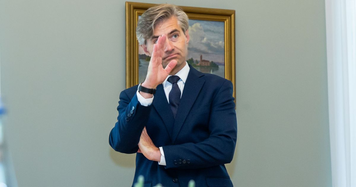 Užsienio politika keduose - Respublika.lt