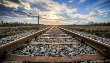 Latviai neapsisprendžia dėl geležinkelio bėgių - Respublika.lt