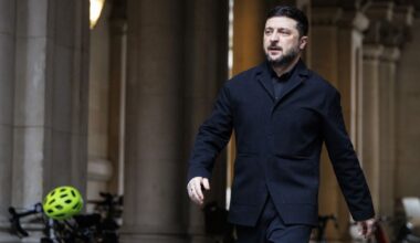 Volodymyras Zelenskis: JAV reikalauja susitarti dėl taikos iki Kalėdų - Respublika.lt