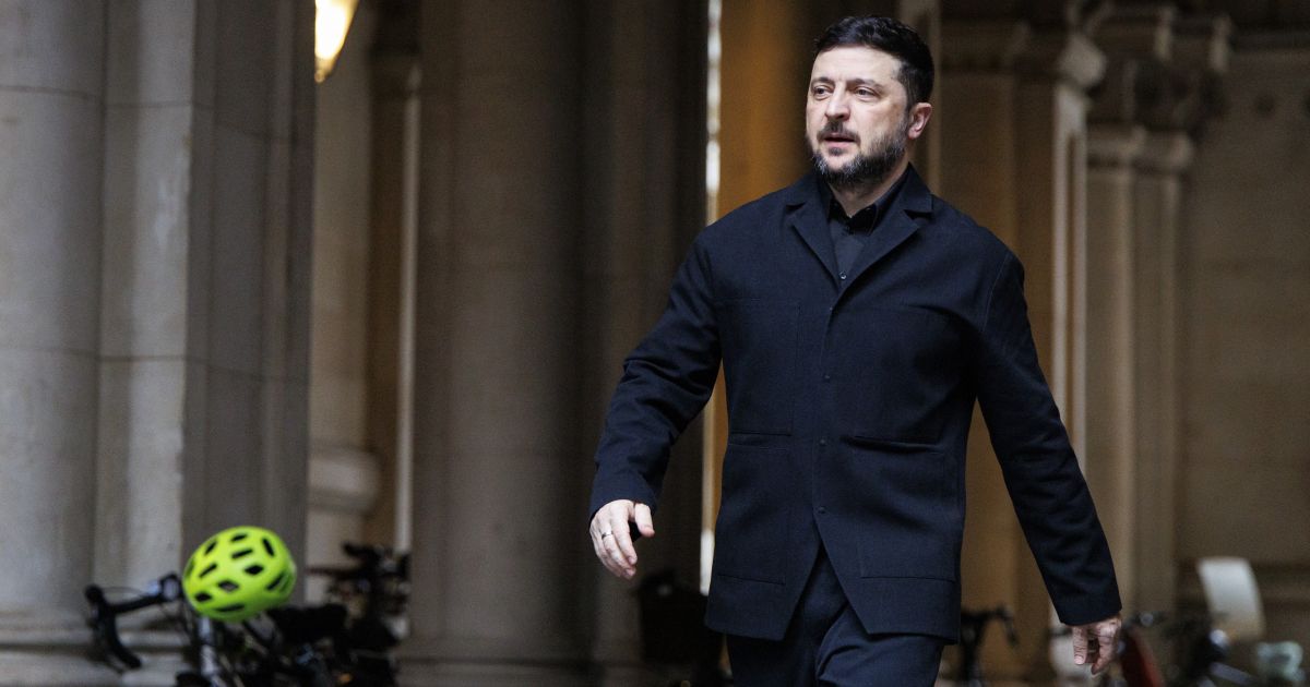 Volodymyras Zelenskis: JAV reikalauja susitarti dėl taikos iki Kalėdų - Respublika.lt